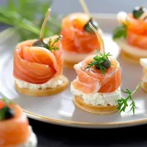 Mini Roulés au Saumon Fumé et Boursin