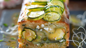 Cake aux Courgettes et Chèvre Frais depuis recettemoderne.com