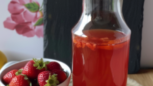 Sirop de Fraise Maison Depuis recettemoderne.com
