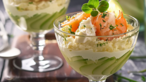 Verrines Avocat-Crevettes Depuis recettemoderne.com